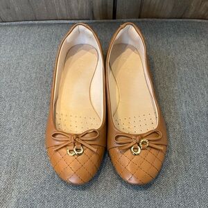 Prego Leather Flats Shoes slip on bow tie charm